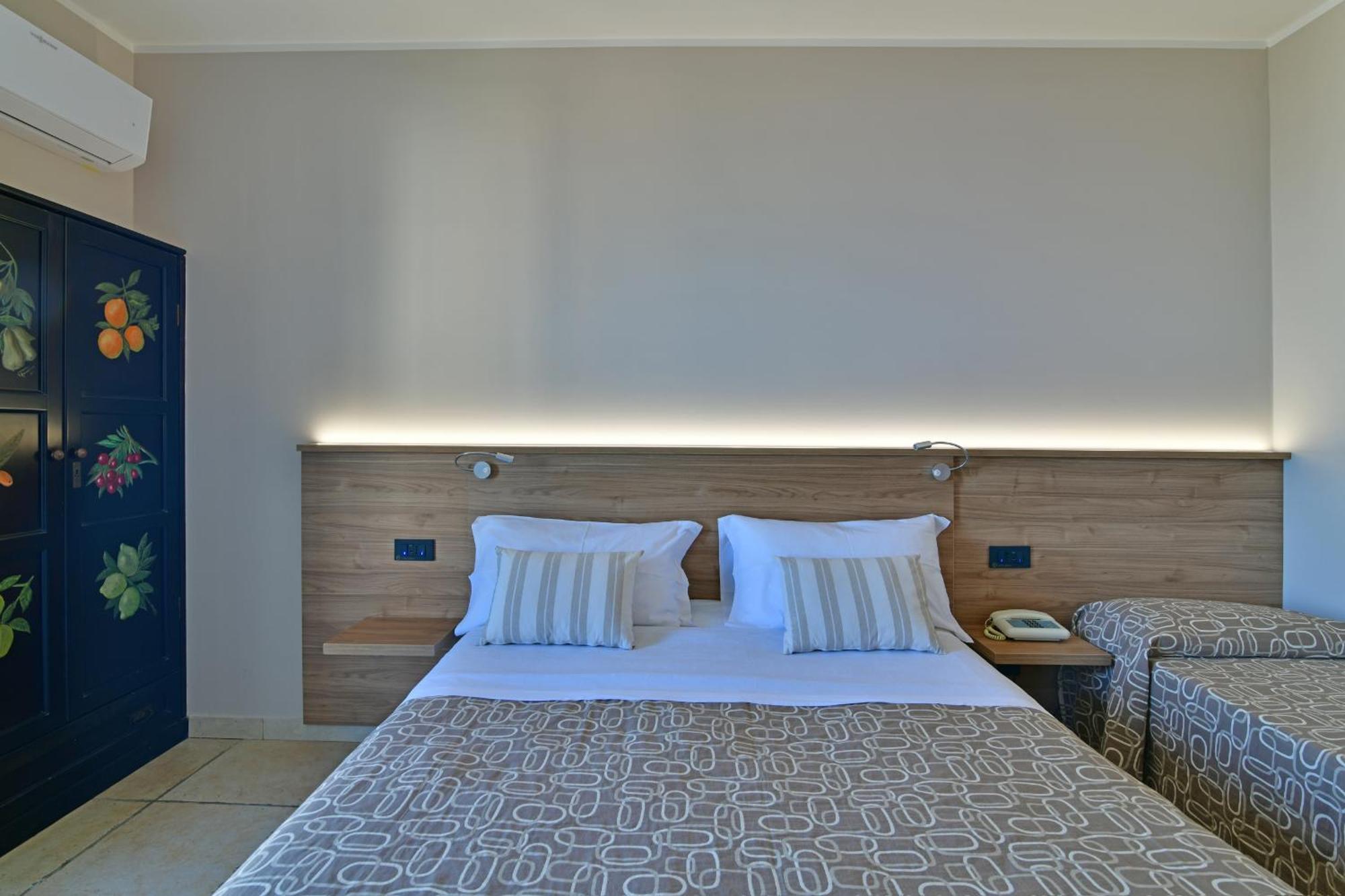 Hotel & Apartments Villa Linda Giardini Naxos Εξωτερικό φωτογραφία