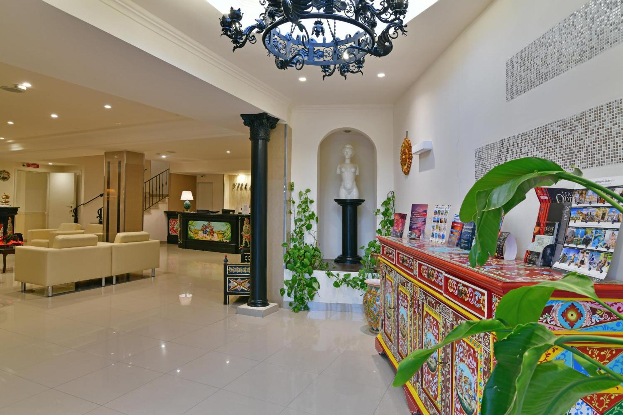Hotel & Apartments Villa Linda Giardini Naxos Εξωτερικό φωτογραφία