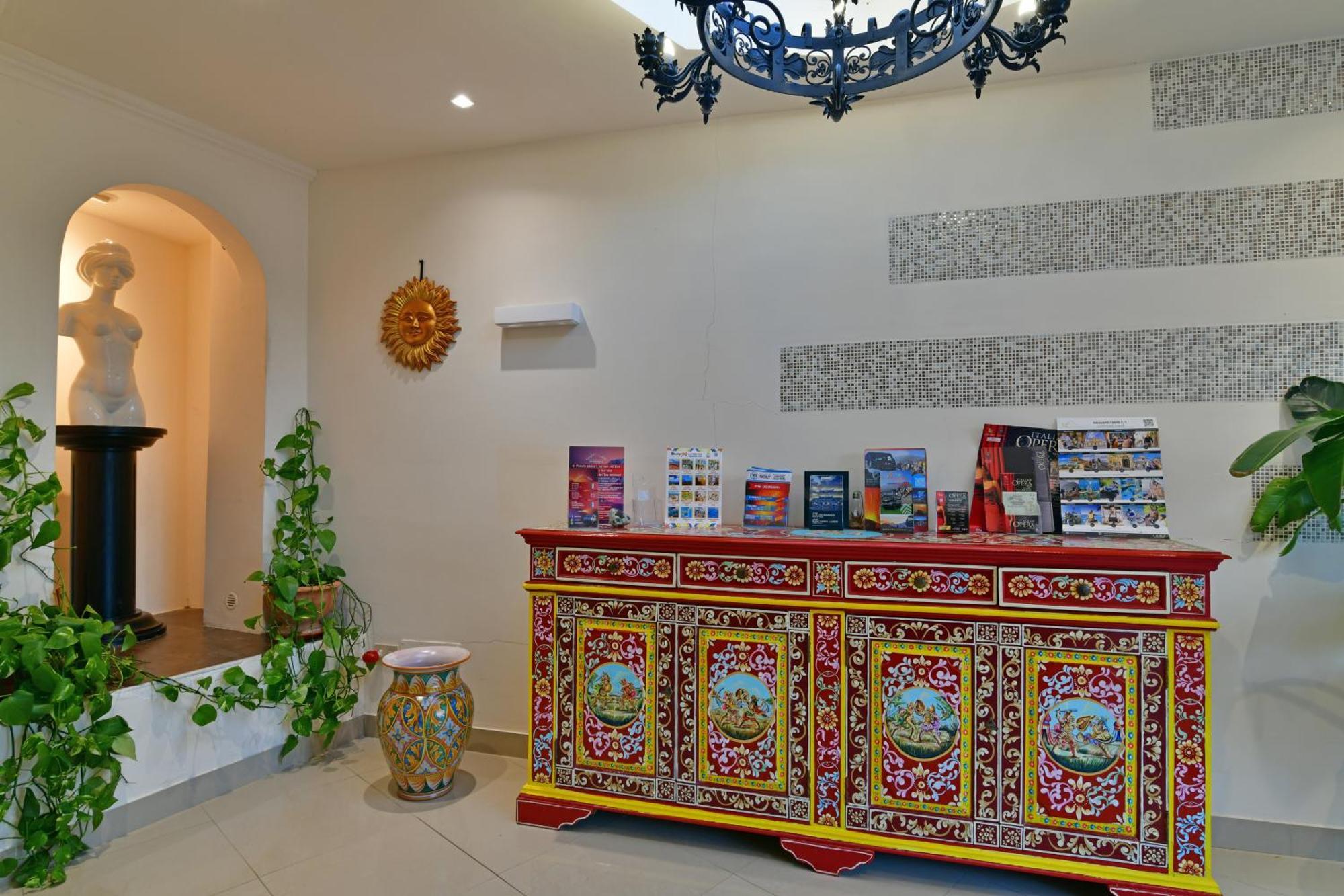 Hotel & Apartments Villa Linda Giardini Naxos Εξωτερικό φωτογραφία