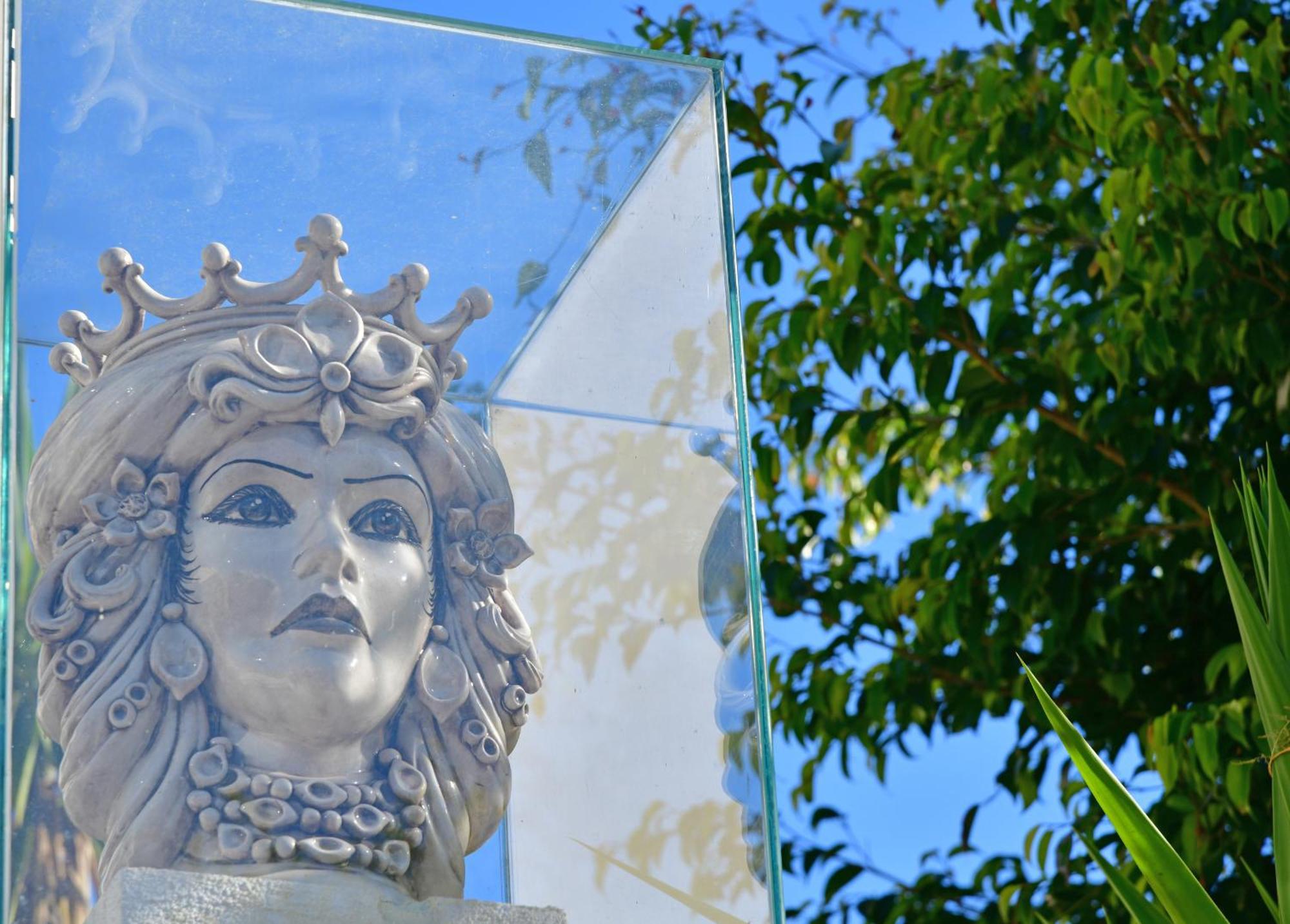 Hotel & Apartments Villa Linda Giardini Naxos Εξωτερικό φωτογραφία
